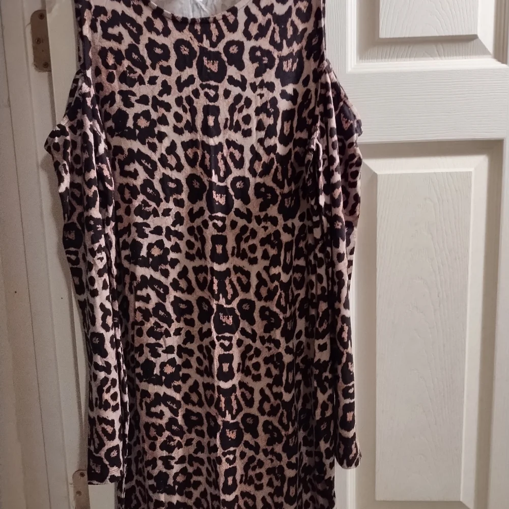 NWOT Venus dress_2